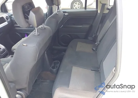 2014 Jeep Compass Sport из США, поврежденный, VIN 1C4NJCBA1ED800980